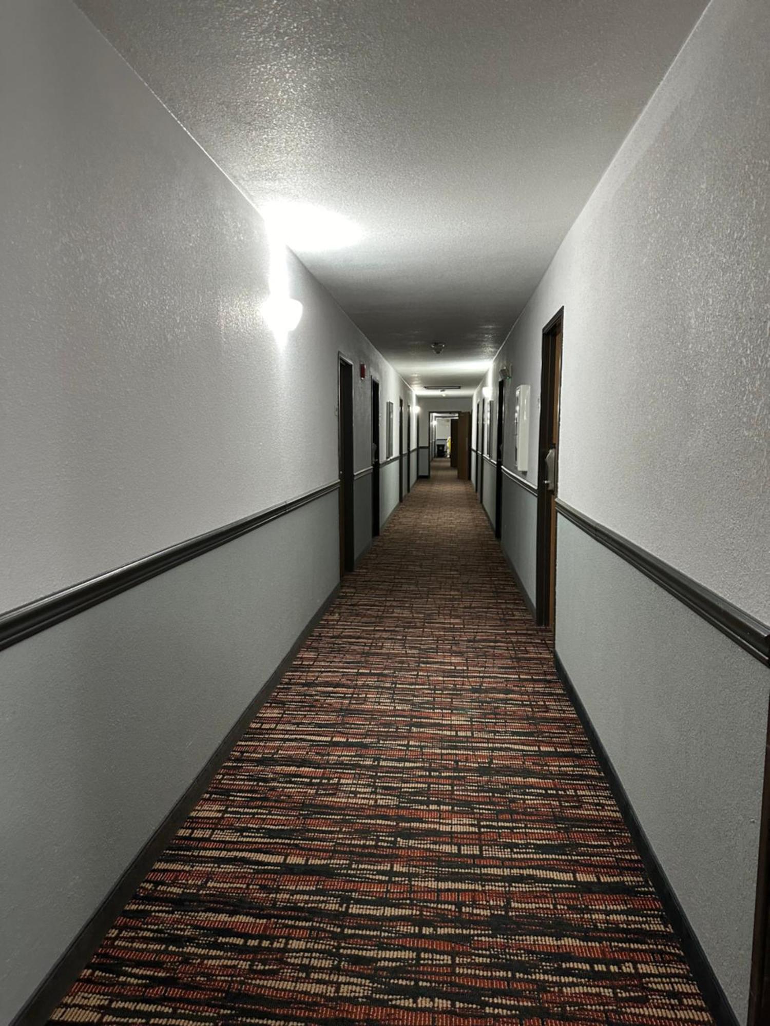 מלון Super 8 By Wyndham גראנד איילנד מראה חיצוני תמונה